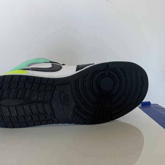 Jordan 1 black and white with purble, turqouise and neon yellow accents - Picture 10 of 11